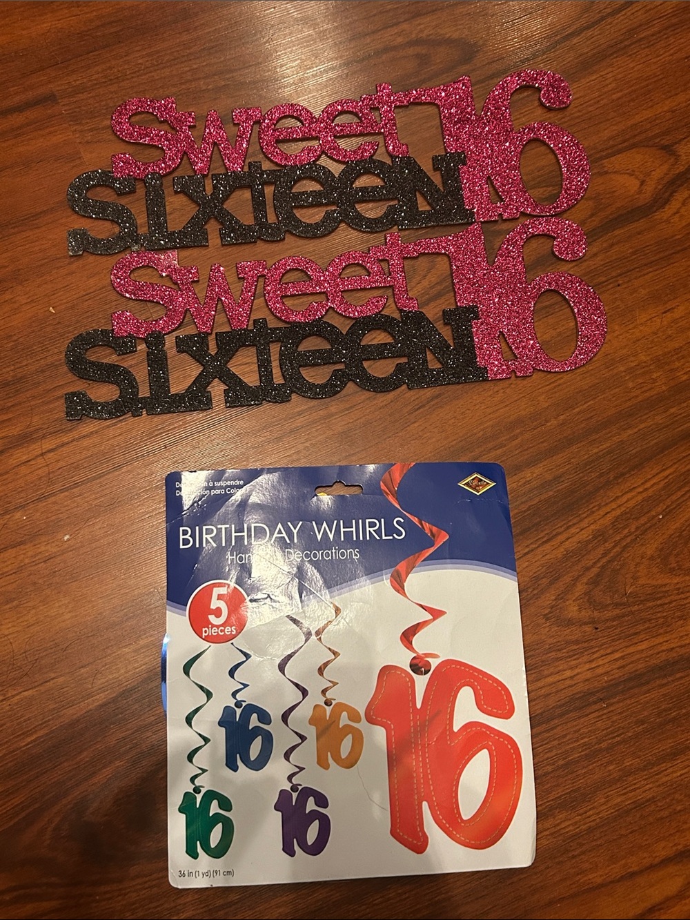 Sweet 16 Party Accessories Bundle of 2
